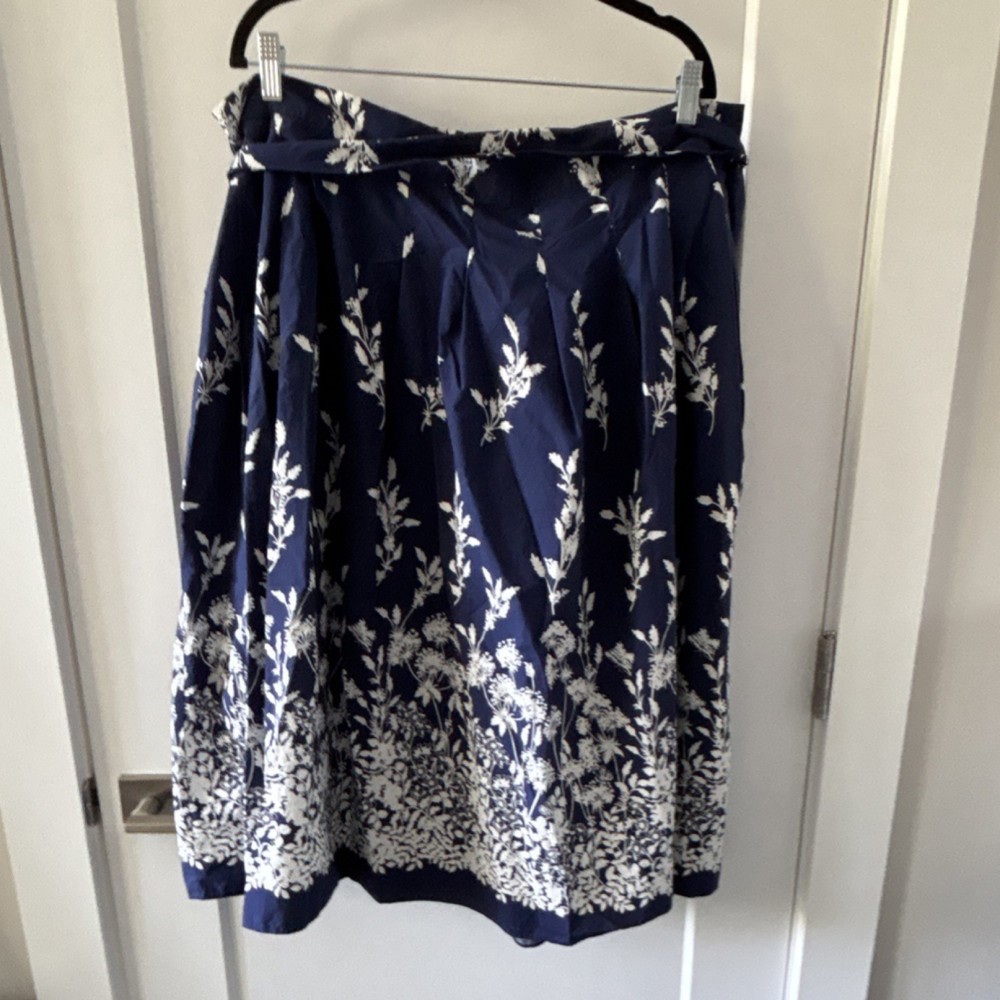 Talbots Navy White Floral A-Line Skirt Tie Waist Long Plus Size 20W Women