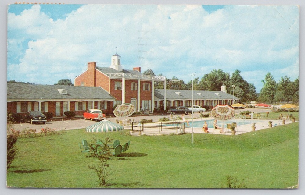 Vintage Princess Lee Motel Richmond VA Postcard 1965 Colonial Revival Pool Cars