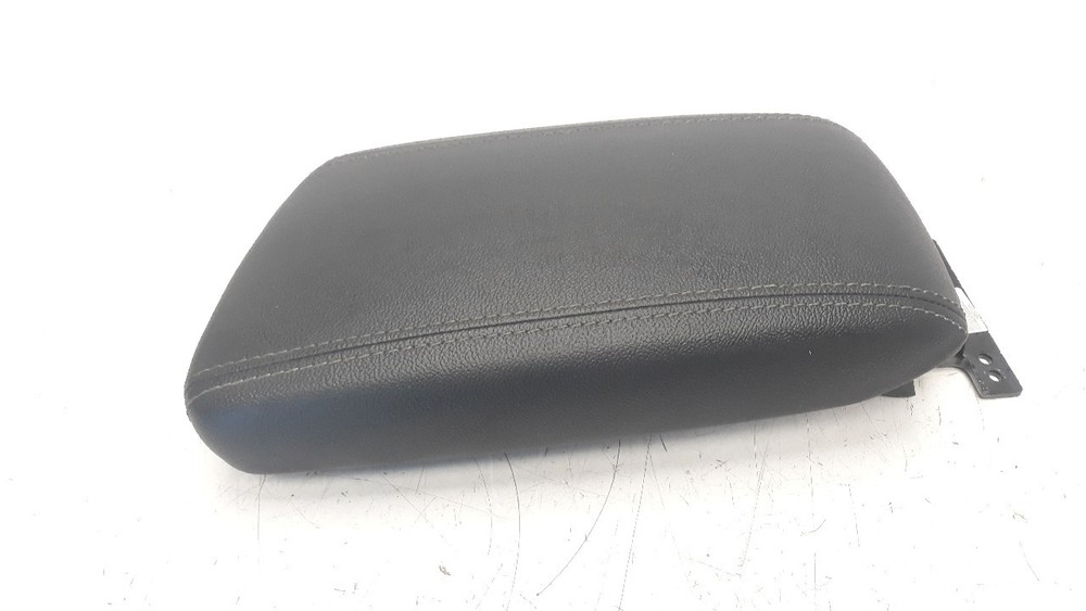 84660G5000CN1 CENTER ARMREST / 1038948 FOR KIA NIRO *