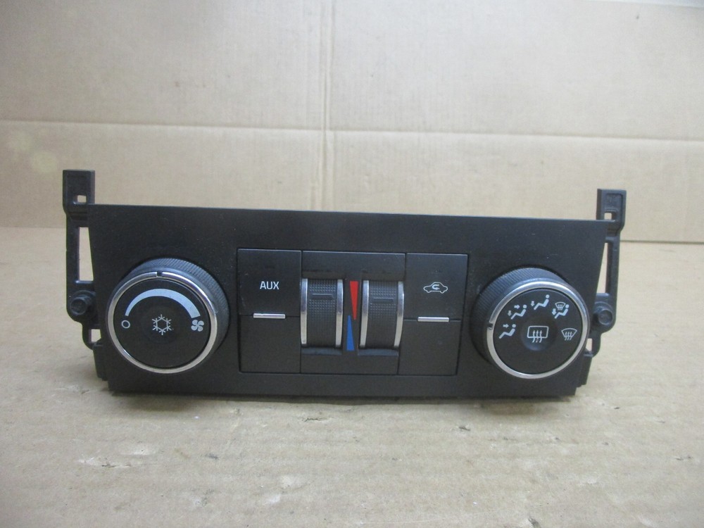 07 08 09 Chevy Tahoe Yukon Temperature Climate Control A/C Dash Heat 15860897