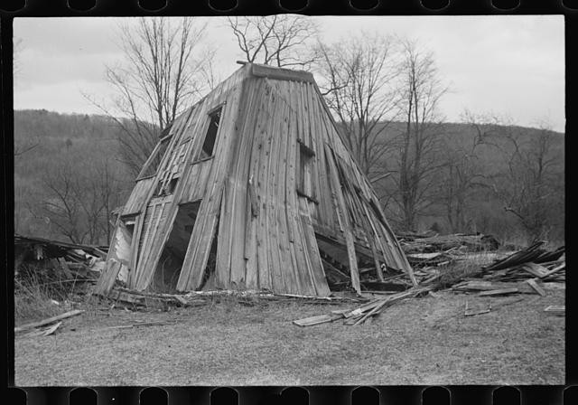 Farm near Danby,New York,Tompkins County,NY,Farm Security Administration,FSA,23