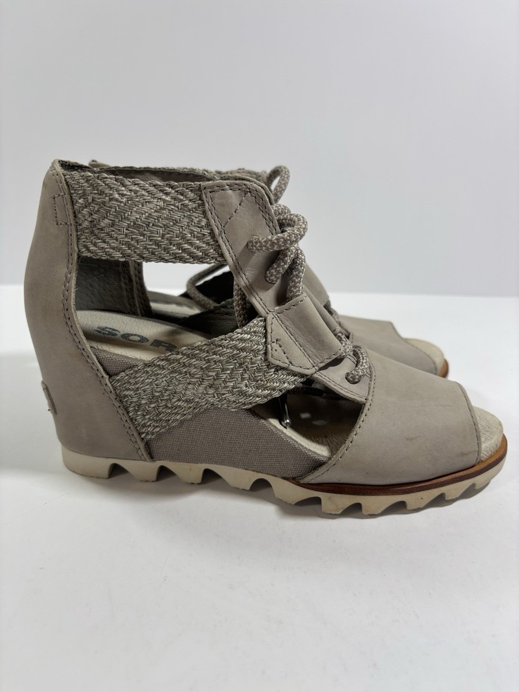 Sorel Joanie II Women's Gray Taupe Wedge Sandals Size 7.5