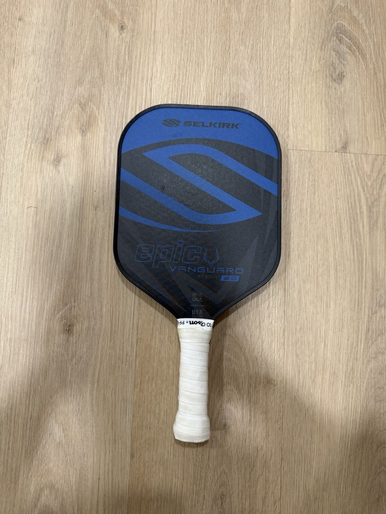 Selkirk Vanguard Epic 2.0 Midweight Pickleball Paddle