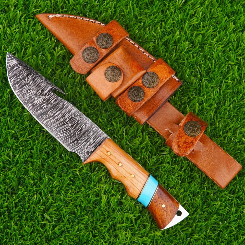 Custom Damascus Steel Tactical Bowie Hunting Knife with Sheath
