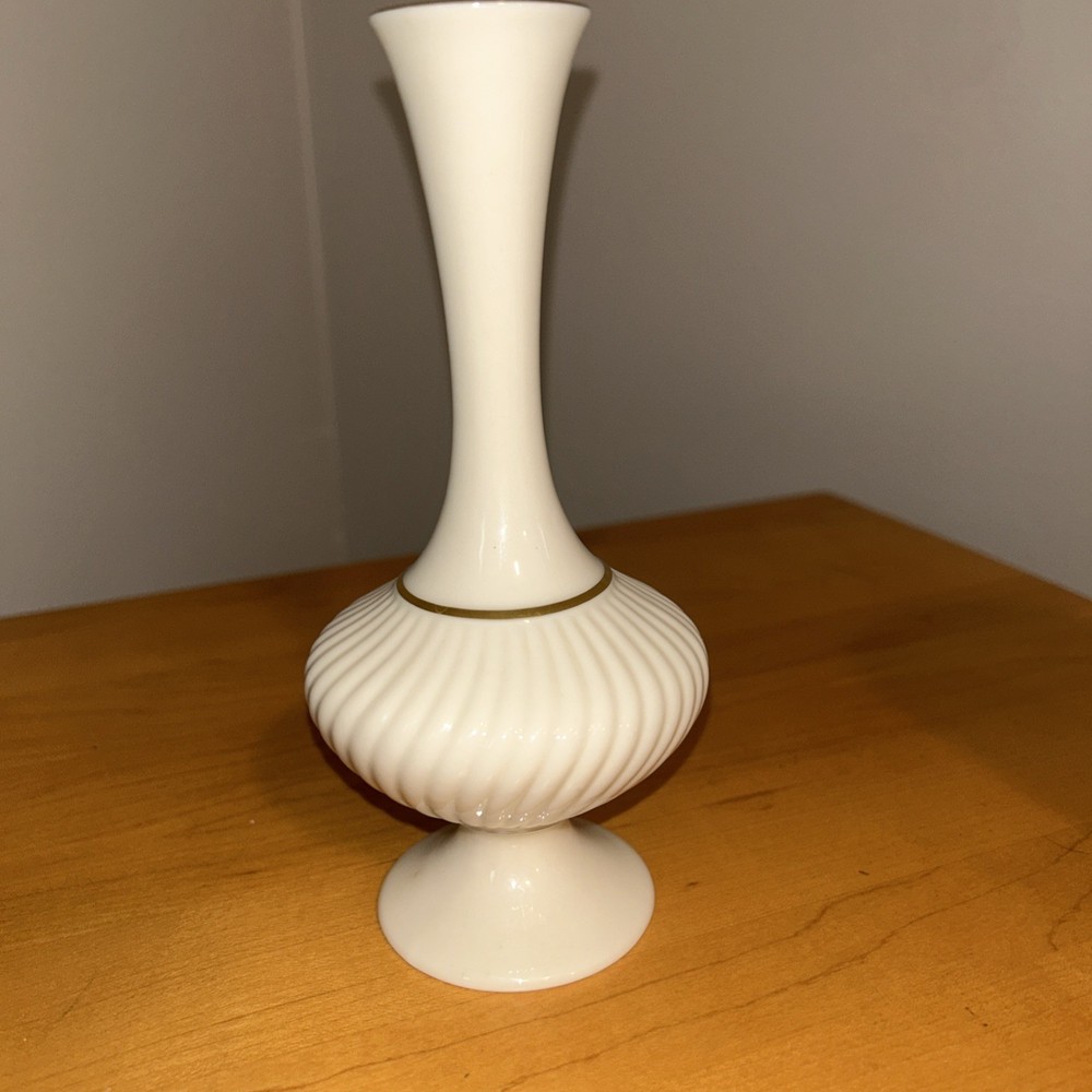 Lenox Swirl Bud Vase Ivory Porcelain 24K Gold Trim Footed  7