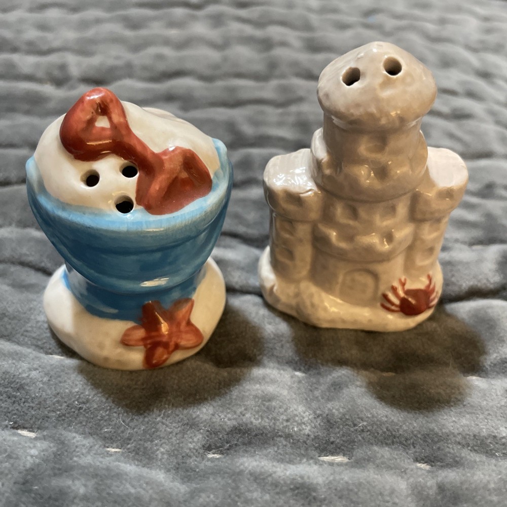 Cracker Barrel Salt & Pepper Shaker Sandcastle Beach Mini Set Summer S&P  2025#
