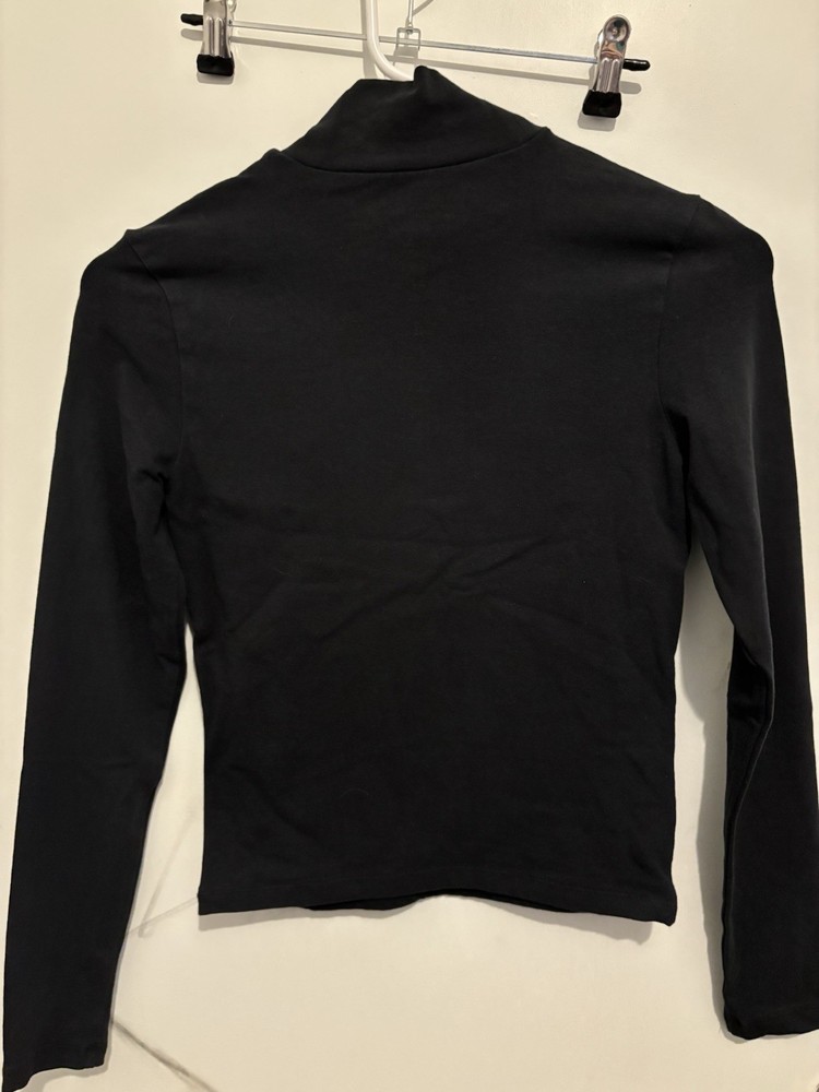 Abercrombie & Fitch Black long sleeve mock neck top #winterwear