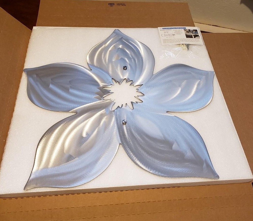 Metal wall art silver home decor accent flower Decoration patio yard living room