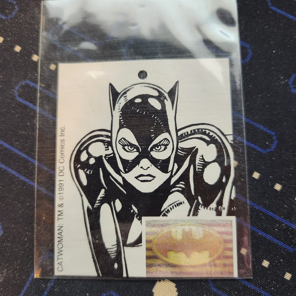 The Shirt Shed Vintage Catwoman Hologram  Tag 1991 Batman Returns
