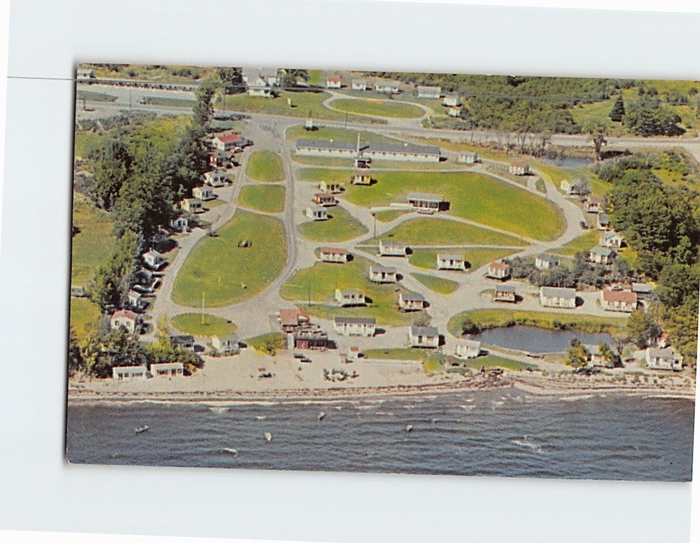 Postcard Colonial Gables Motel And Cottage Belfast Maine USA