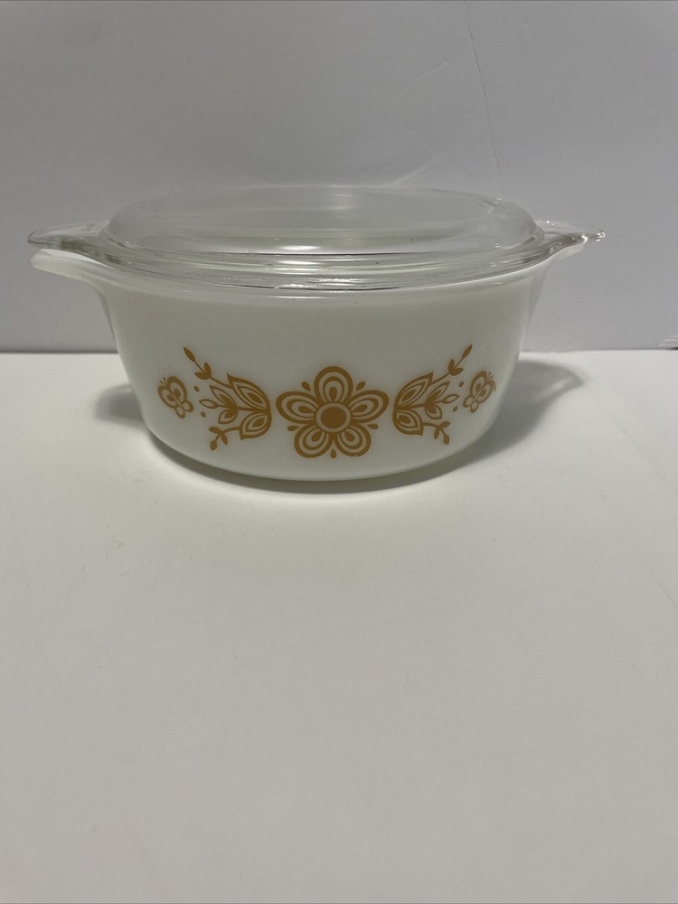 Vintage Pyrex Butterfly Gold #472 1 1/2 Pint Casserole Dish With Lid #470-C
