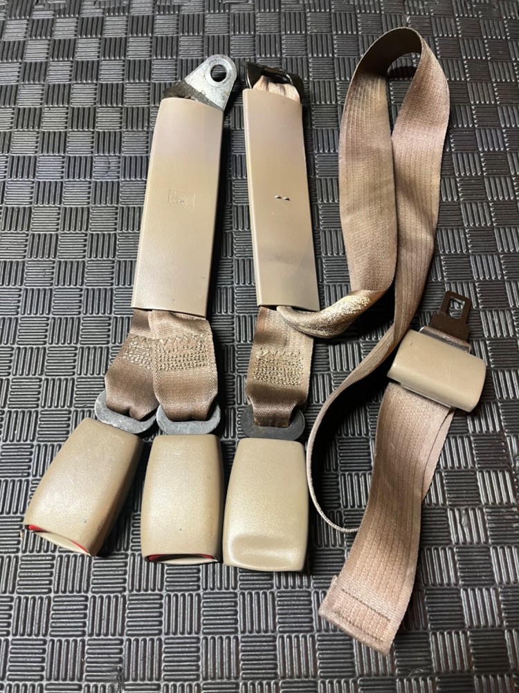 Silverado Sierra Extended Cab 99-02 Complete Rear Seat Belt Buckles Tan OEM
