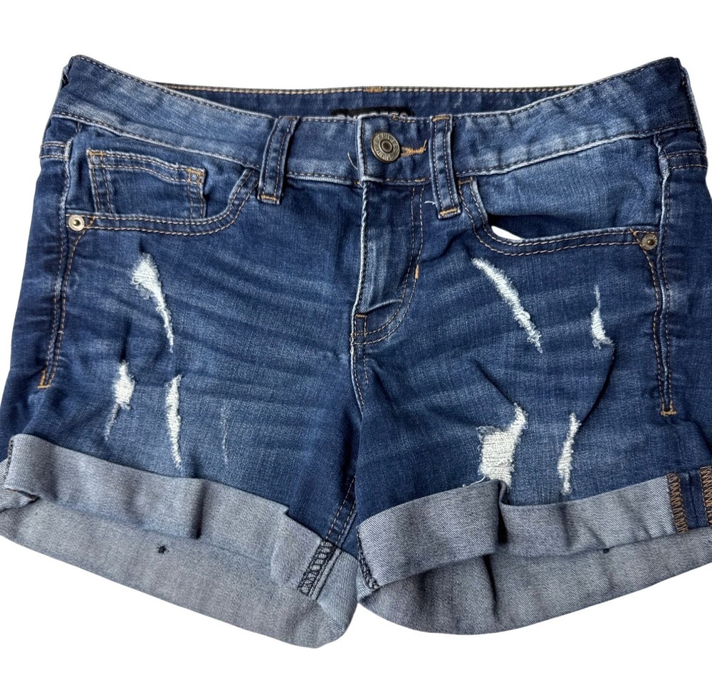 Express Womens Denim Midi Low Rise Distressed Shorts Size 4