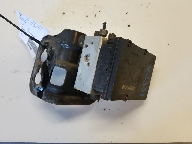 2004 Chrysler Pacifica ABS Brake Pump Module No Traction Control
