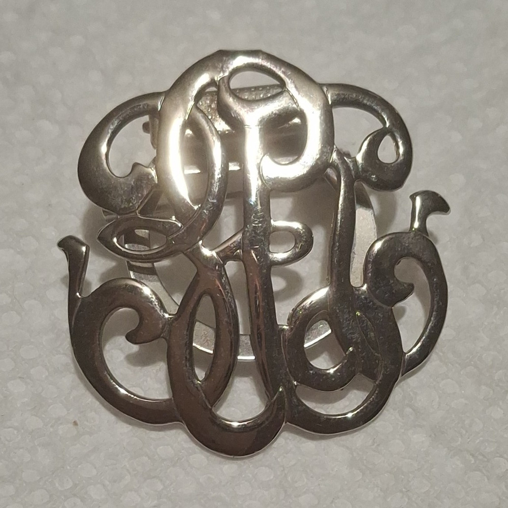 Vtg Silver Tone Metal Round Monogram Letter Brooch Pin No Stone AP-1