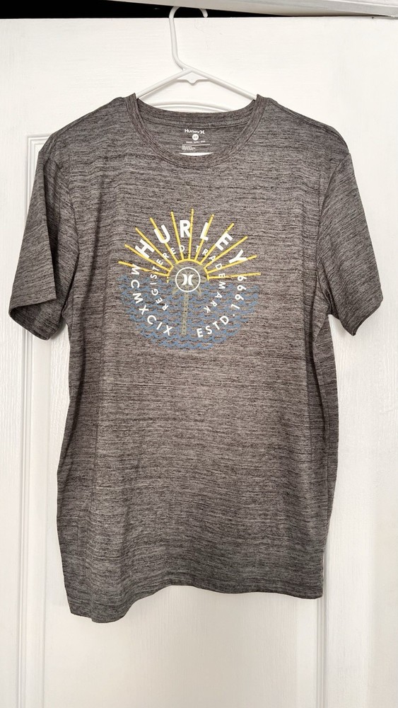 Hurley Mens Graphic T-Shirt M Gray Logo Lightweight Surf Style Tee