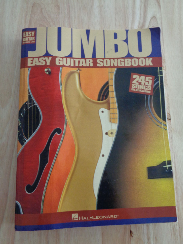 Jumbo Easy Guitar Songbook by Hal Leonard Corp SC