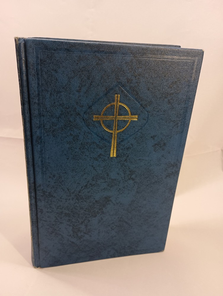 LUTHERAN WORSHIP 1982 Blue Hardcover Hymnal Music Service Worship Book Concordia