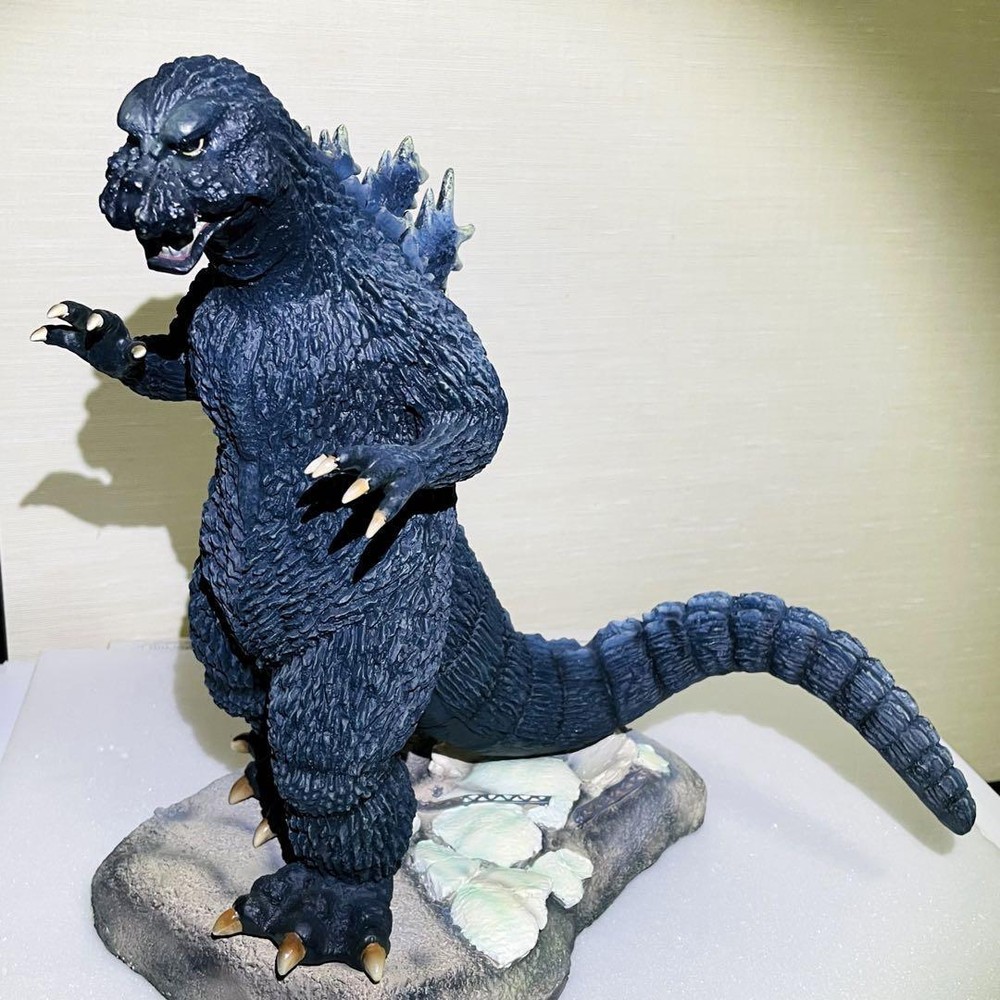 Toho Kaiju Series Godzilla 40cm Giant Realistic Figure