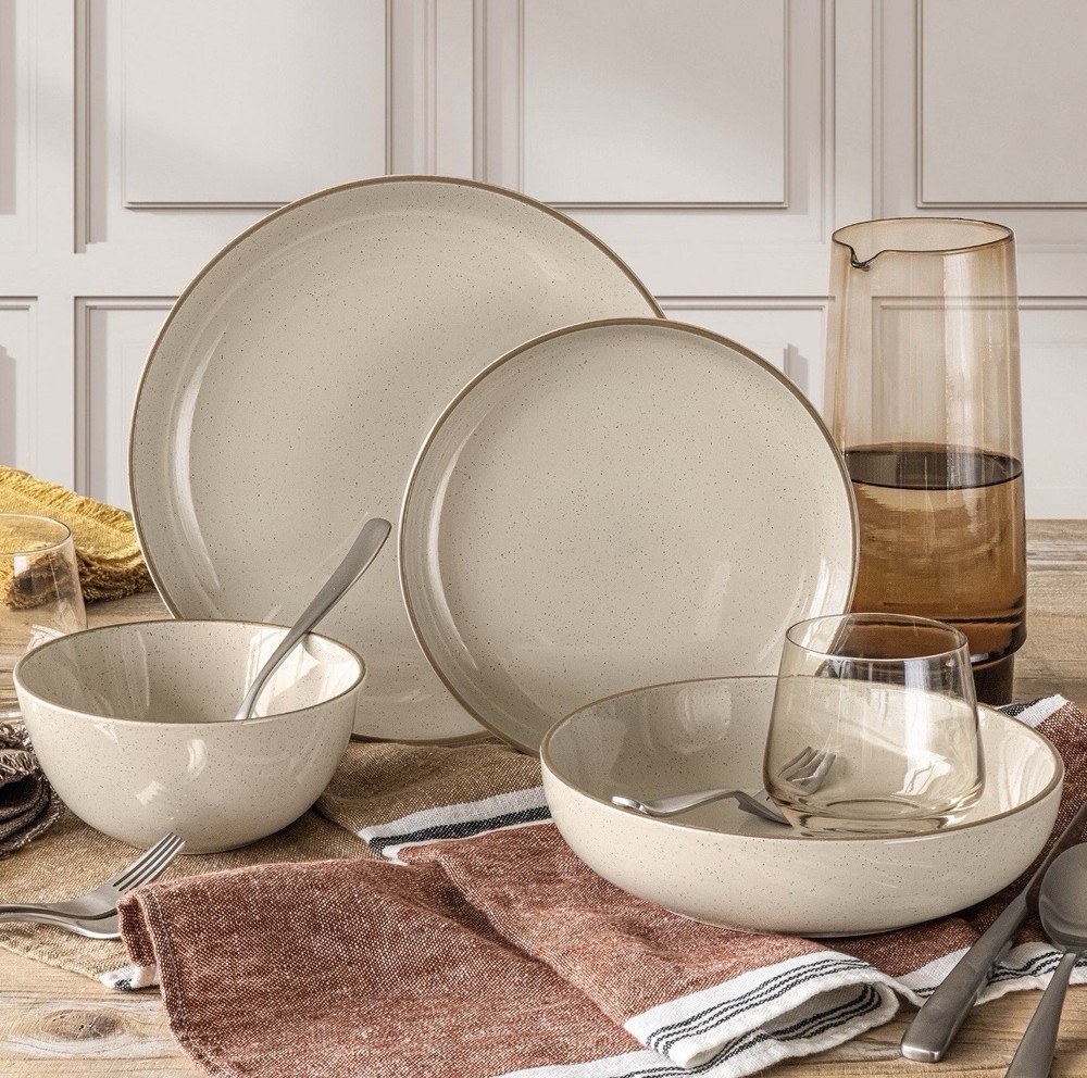 New Over&Back Options 16-Piece Dinnerware Set of Plates & Bowls - Speckled Beige