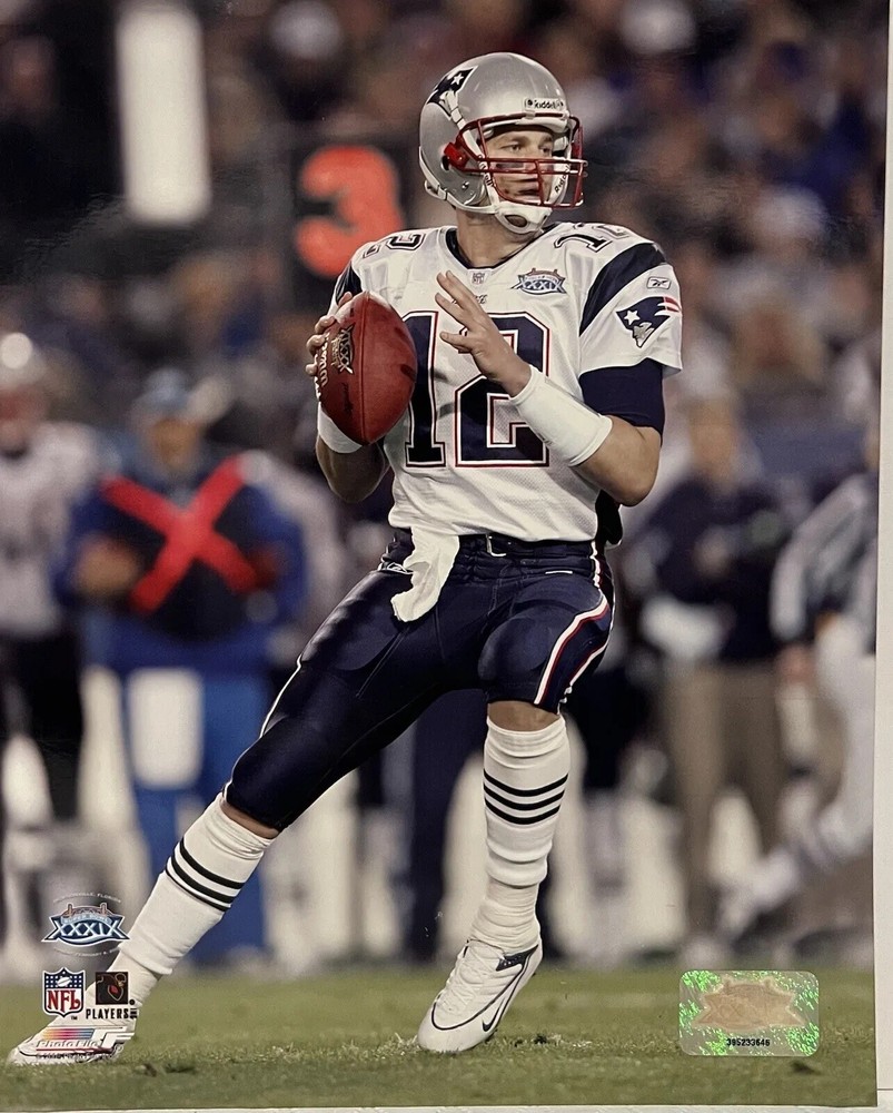 A Tom Brady New England Patriots 8x10 PHOTO PRINT