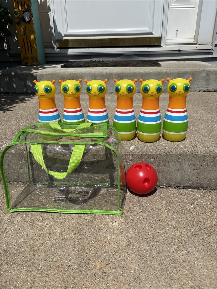 Alien Bug Kids Bowling Set With Ball And Carrying Case Game Toy