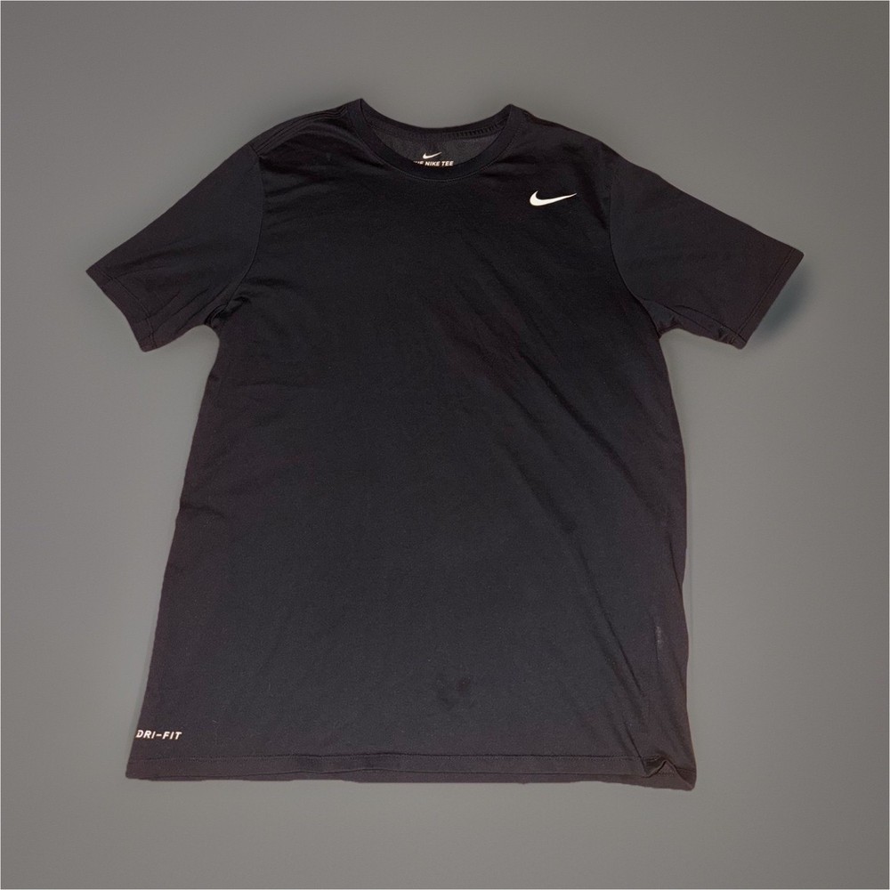 Nike Dri-FIT Moisture Wicking Black Gray Men's Short Sleeve T-Shirt