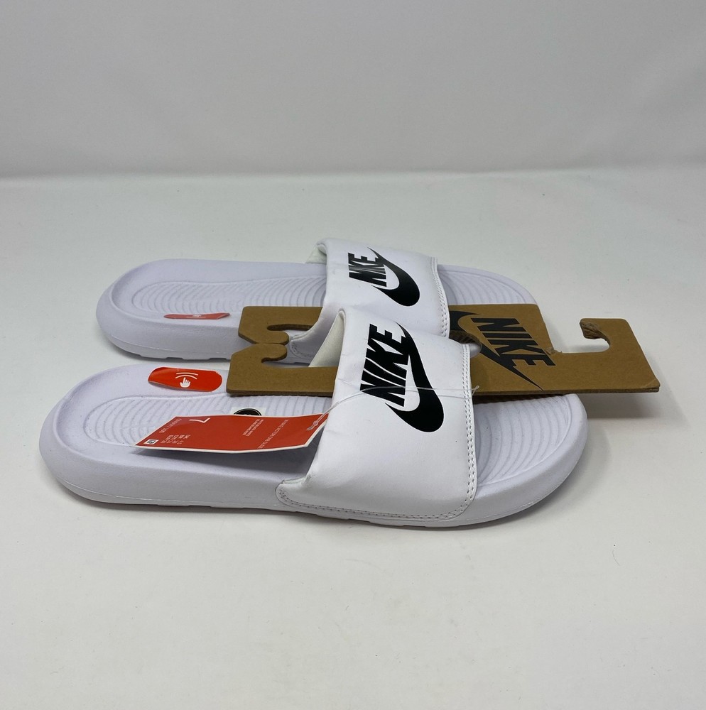 Nike Victori One Women’s Slides White/Black Size 7 (CN9677-100)