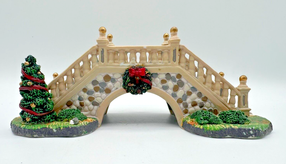 Coventry Cove Christmas Village Lemax Park Footbridge Table Accent 2006-image