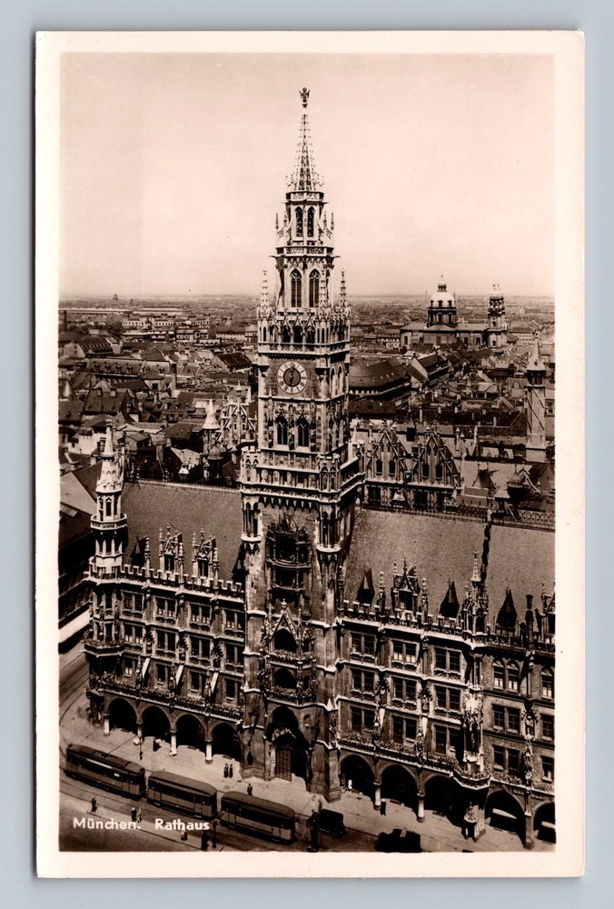 Germany- Munich Rathaus Tower Glockenspiel City Hall Souvenir Vintage Postcard