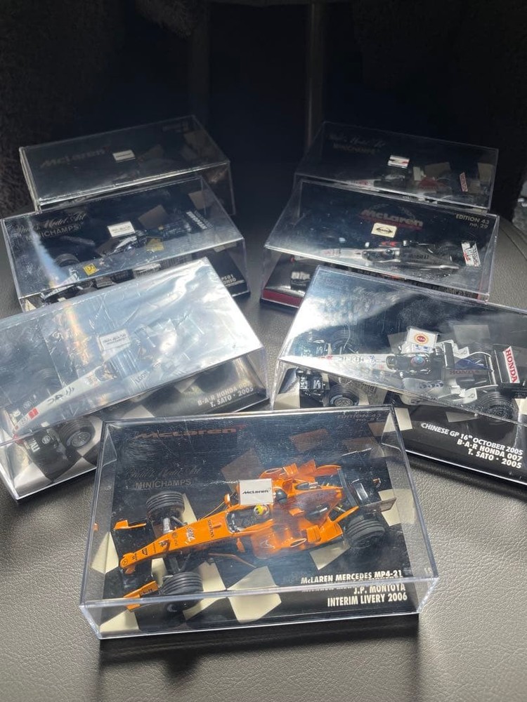 Minichamps 1/43 F1 7 car set #08249a