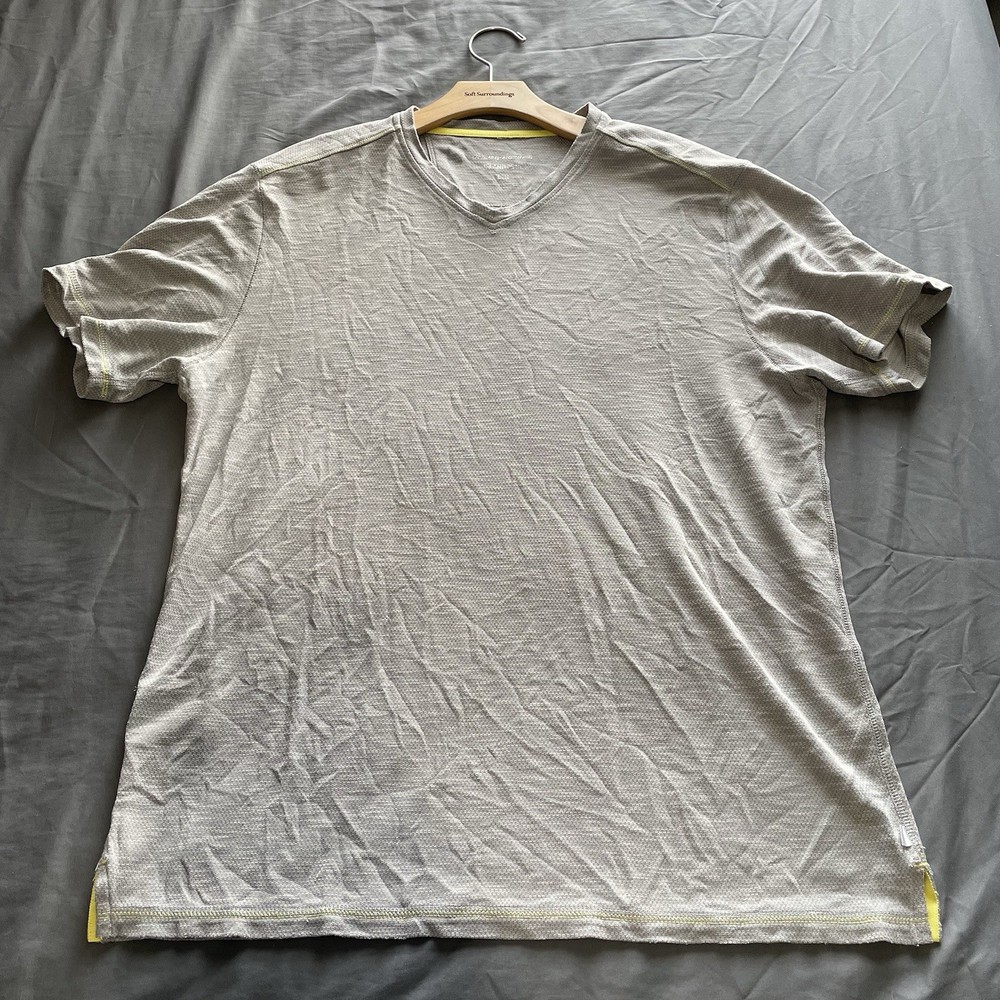 Tommy Bahama Island Zone T-Shirt Men's Large V-Neck Grey Short Sleeve Golf