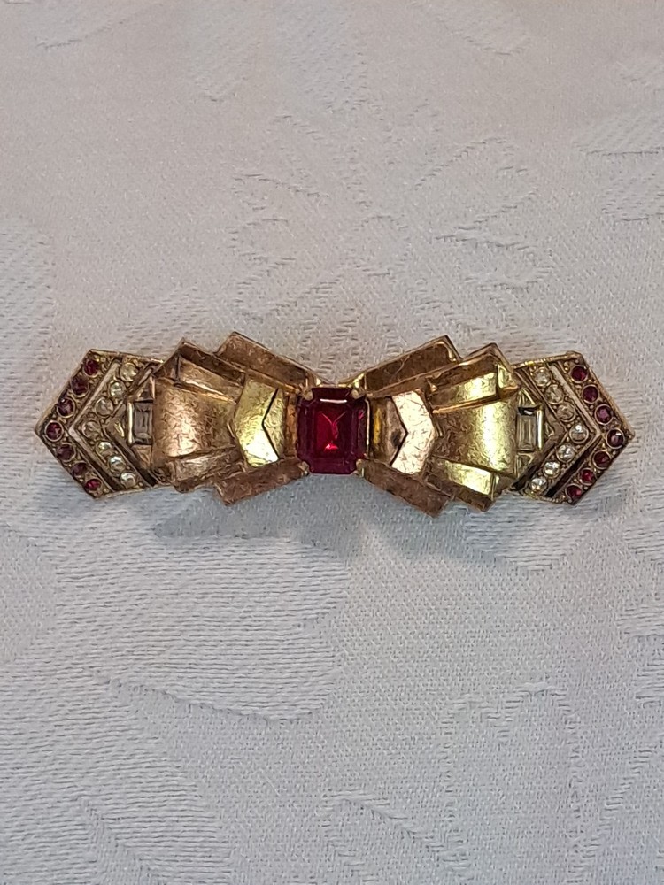 Vintage Art Deco Goldtone Rhinestones Bow Brooch