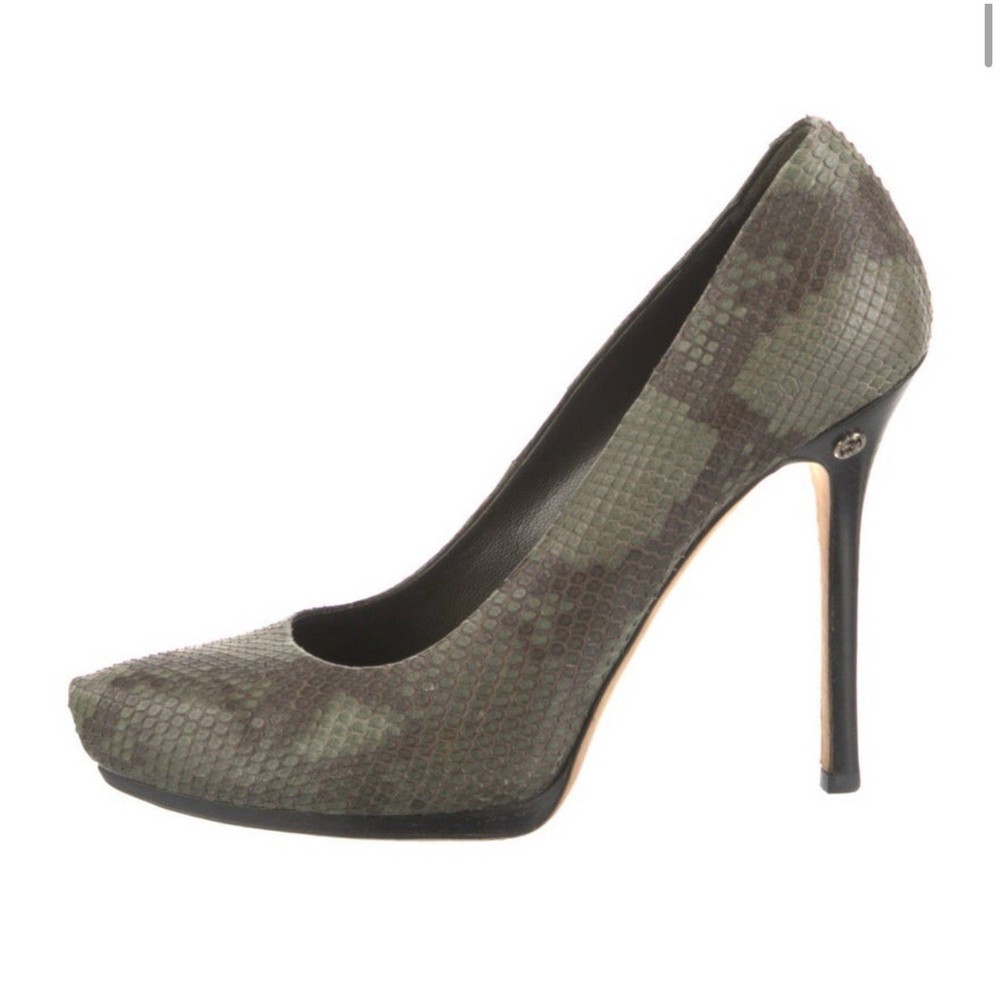 GUCCI Green Python Snakeskin Platform Stiletto Heels Size IT 39 US 9