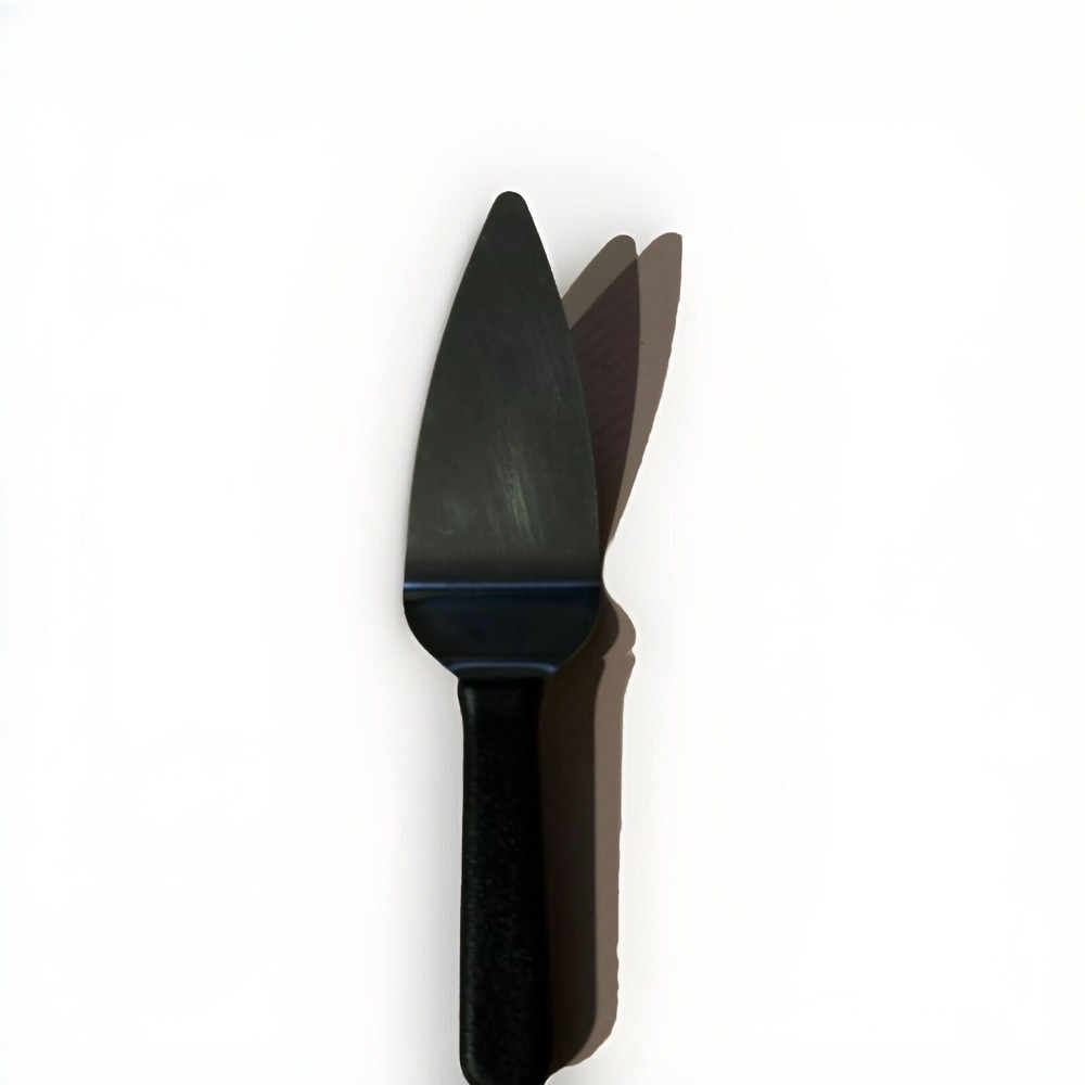LamsonSharp Cake Cutter