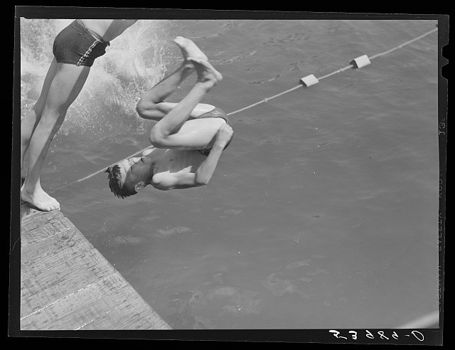 Photo:Lake Providence Louisiana 1940 Boys Swimming Diving Lake Scene