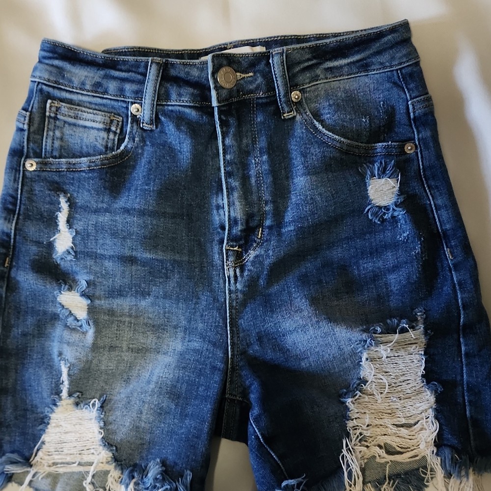 RISEN Women's Distressed Cut-Off Denim Shorts Blue Size S RDS1306
