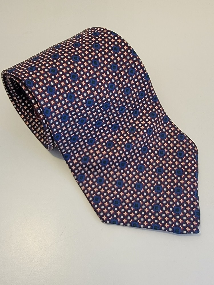 Tommy Hilfiger Men's Red White Blue Italian Silk Necktie Made in USA