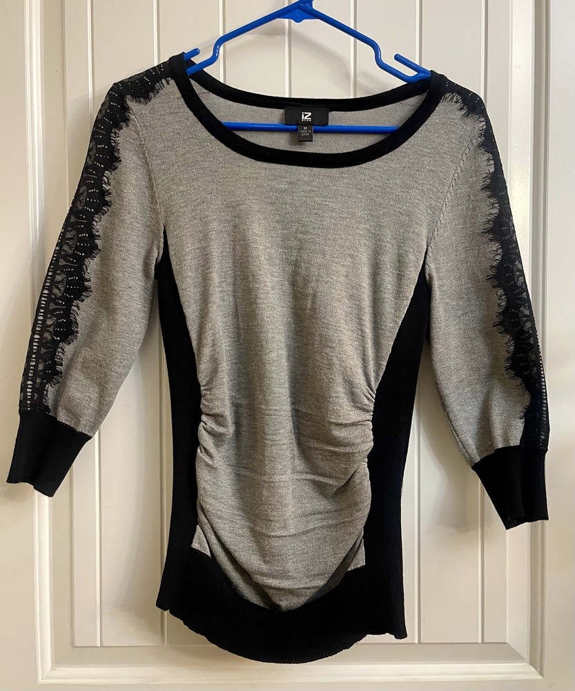 Stylish Gray Black Ruched Blouse with Lace Sleeves - Size Medium