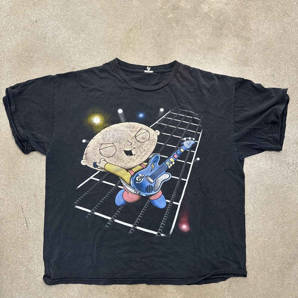 Vintage Y2K 2008 Family Guy Stewie Rockstar T-Shirt Size X-Large Black nice fade