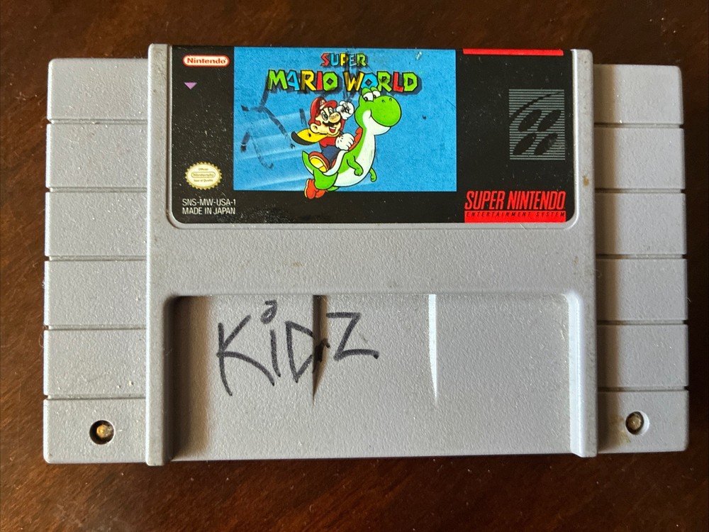 Super Mario World (SNES, 1991)