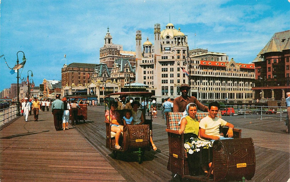 Atlantic City NJ New Jersey Steel Pier Boardwalk Rolling Chairs Vtg Postcard D25