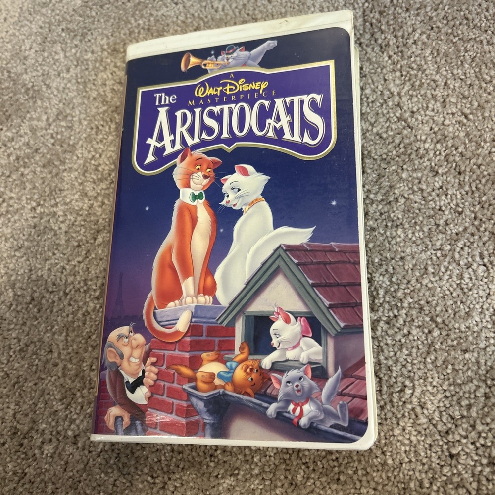 The Aristocats Walt Disney VHS Movie Masterpiece Collection
