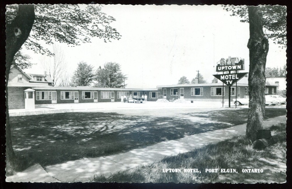 PORT ELGIN Ontario 1950s Uptown Motel. Real Photo Postcard