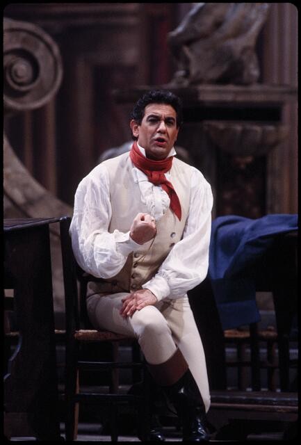 Photo:Placido Domingo 1980s Opera Singer Stage Performance Photo