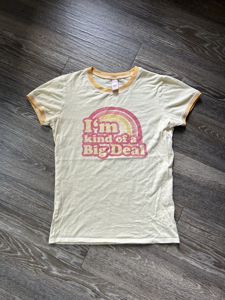 Vintage I’m Kind Of A Big Deal Pale Yellow Graphic Baby Tee Y2K 90s Whimsy
