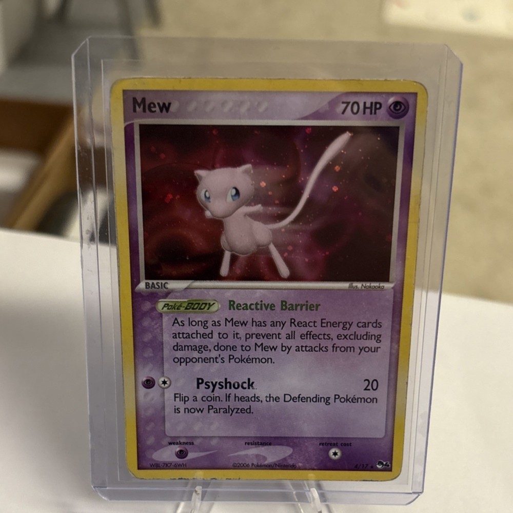 Nintendo Pokemon TCG Mew POP Series 4 4/17 Rare Holo 70HP English 2006