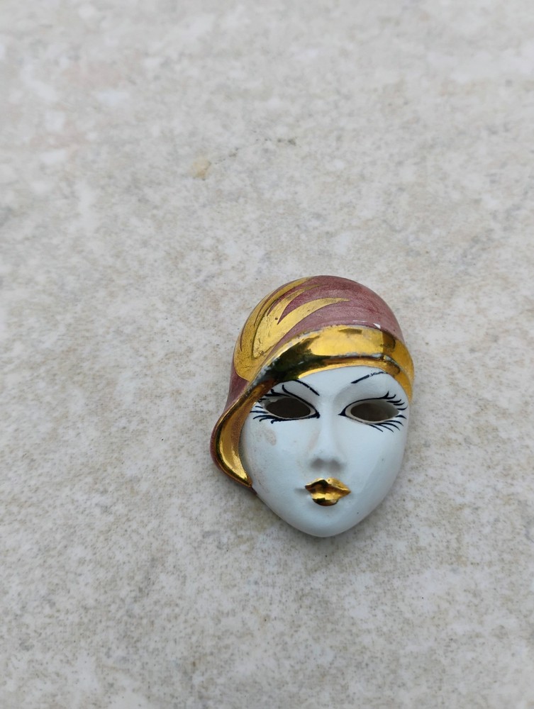 Vintage Brooch - Porcelain Face -  Flapper Girl - Handcrafted / Painted