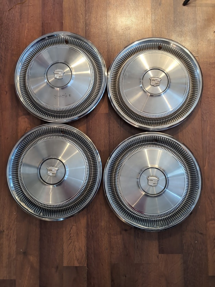 Vintage OEM Set of 4 GM 1970's Cadillac Fleetwood Deville Hubcaps Wheel Covers
