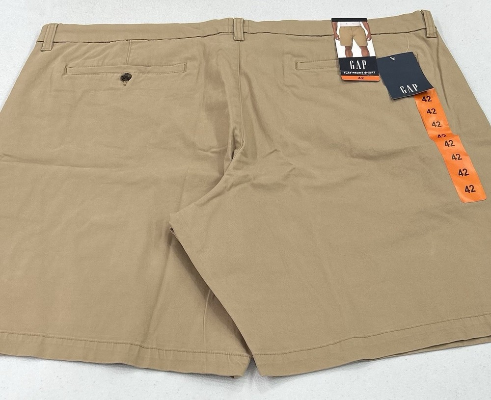 Gap Men's Flat Front Shorts, Tan, Size 42